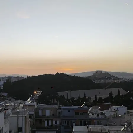 Panathenaic & Acropolis View - Jacuzzi Penthouse Apartment