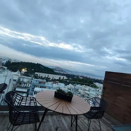 Panathenaic & Acropolis View - Jacuzzi Penthouse Apartment